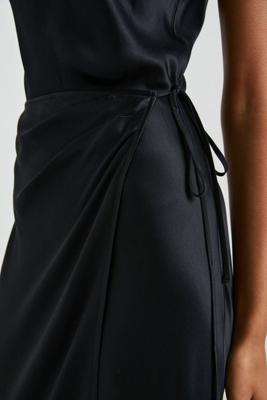 Apparel Rails | Navi Dress Black