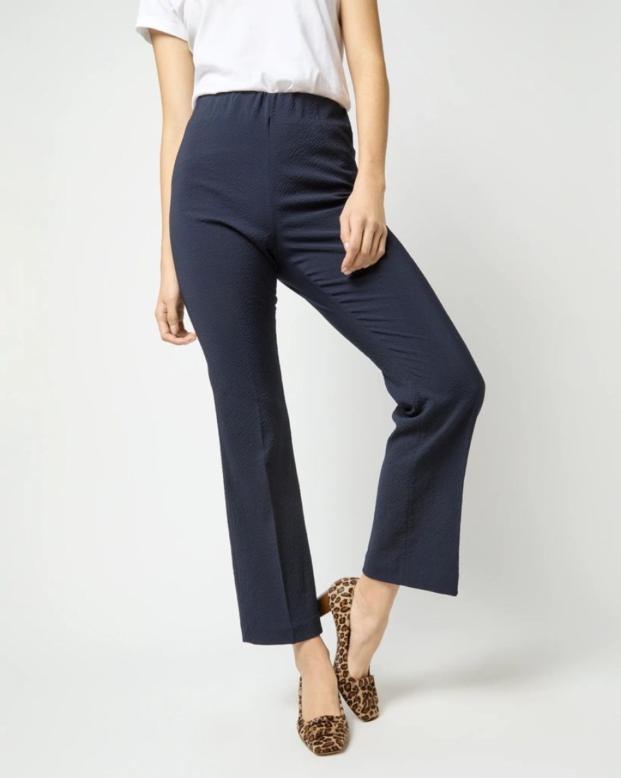 Apparel Ann Mashburn | Faye Flare Cropped Pant Navy Seersucker