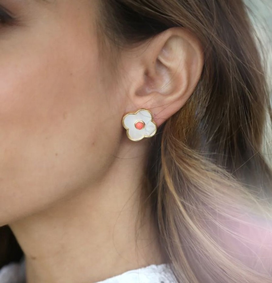 Jewelry + Accessories ASHA Earrings | Clover Stud Coral